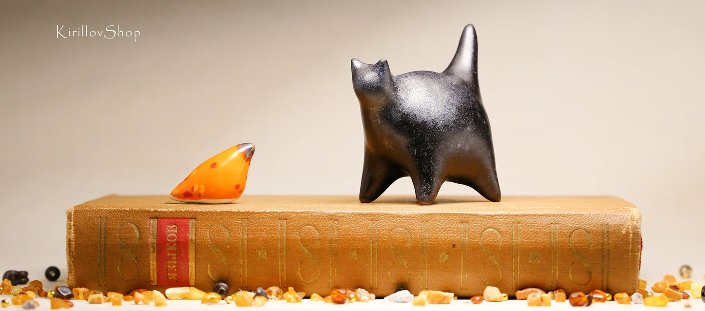 Black cat figurine Ceramic miniature sculpture Cute small kitten Gift for cat loves Handmade Art MADE TO ORDER