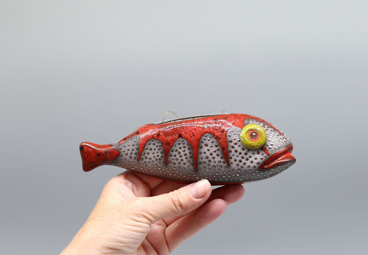 Ceramic wall vase in the shape of a fish, small wall vase for dried flowers, art wall decoration little fish, handmade, MADE TO ORDER