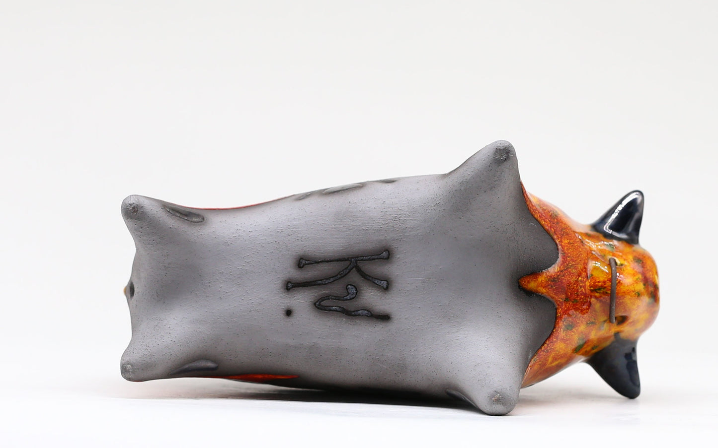 Handmade Ceramic Bull Sculpture – Modern Tabletop Art