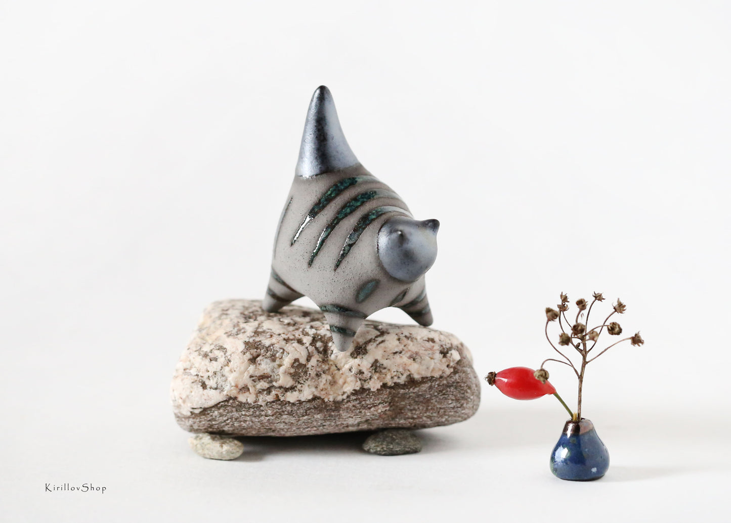 Handmade Ceramic Cat Figurine – Small Clay Cat Sculpture, Unique Collectible Gift for Cat Lovers