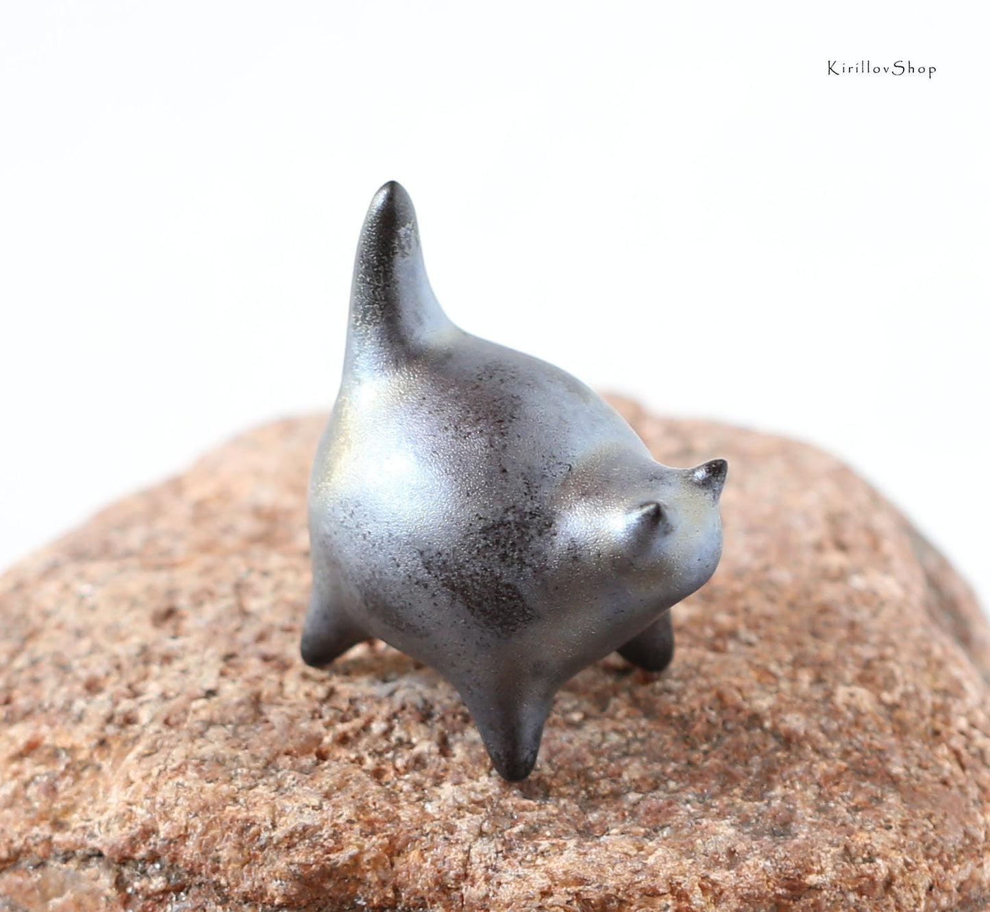 Handmade Ceramic Black Cat Sculpture: Miniature Table Decoration