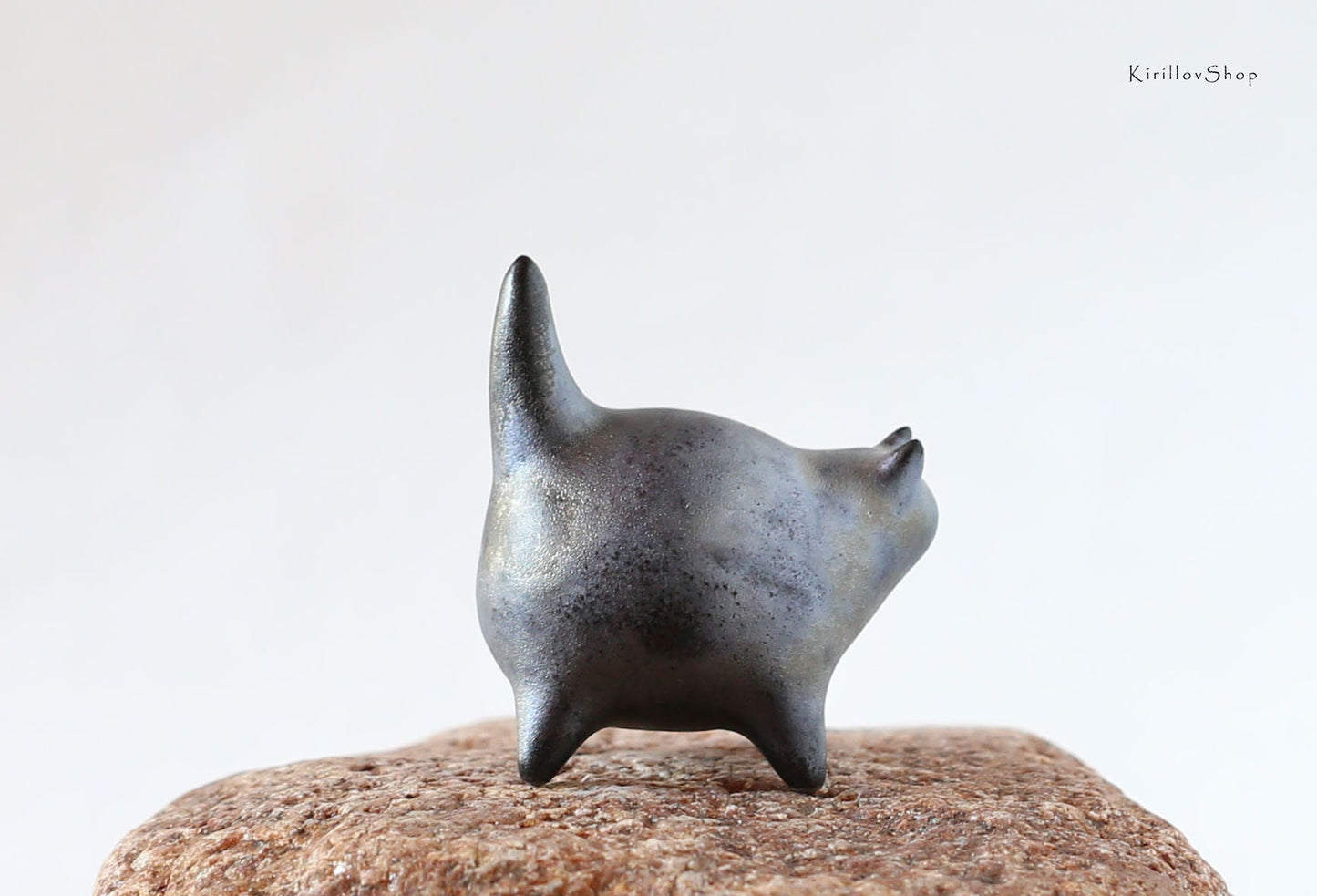 Handmade Ceramic Black Cat Sculpture: Miniature Table Decoration