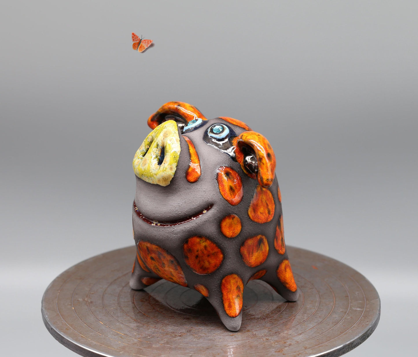 Handmade Ceramic Pig Figurine – Clay Sculpture – Pottery Animal Decor – Cute Piglet Gift – Rustic Farmhouse Decor – Artisan Ceramic Art