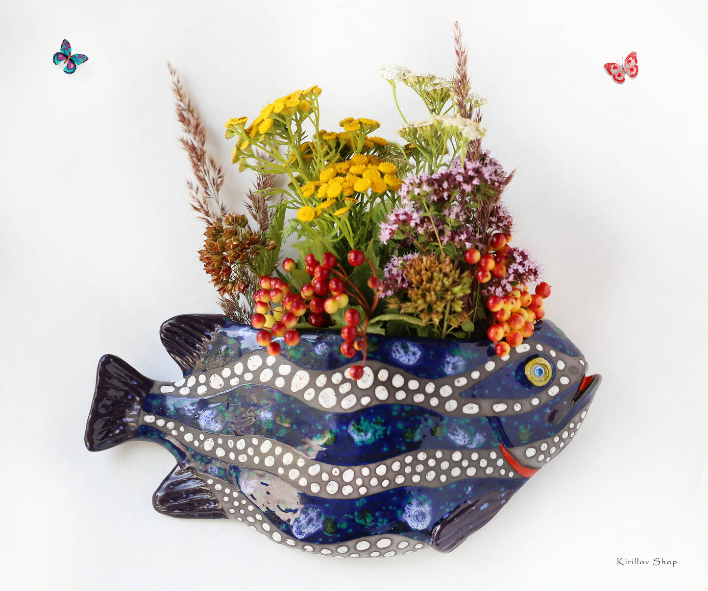 Ceramic wall vase for flowers, Fish wall Art decoration, Handmade wall mountable plant vase, Home decor, MADE TO ORDER
