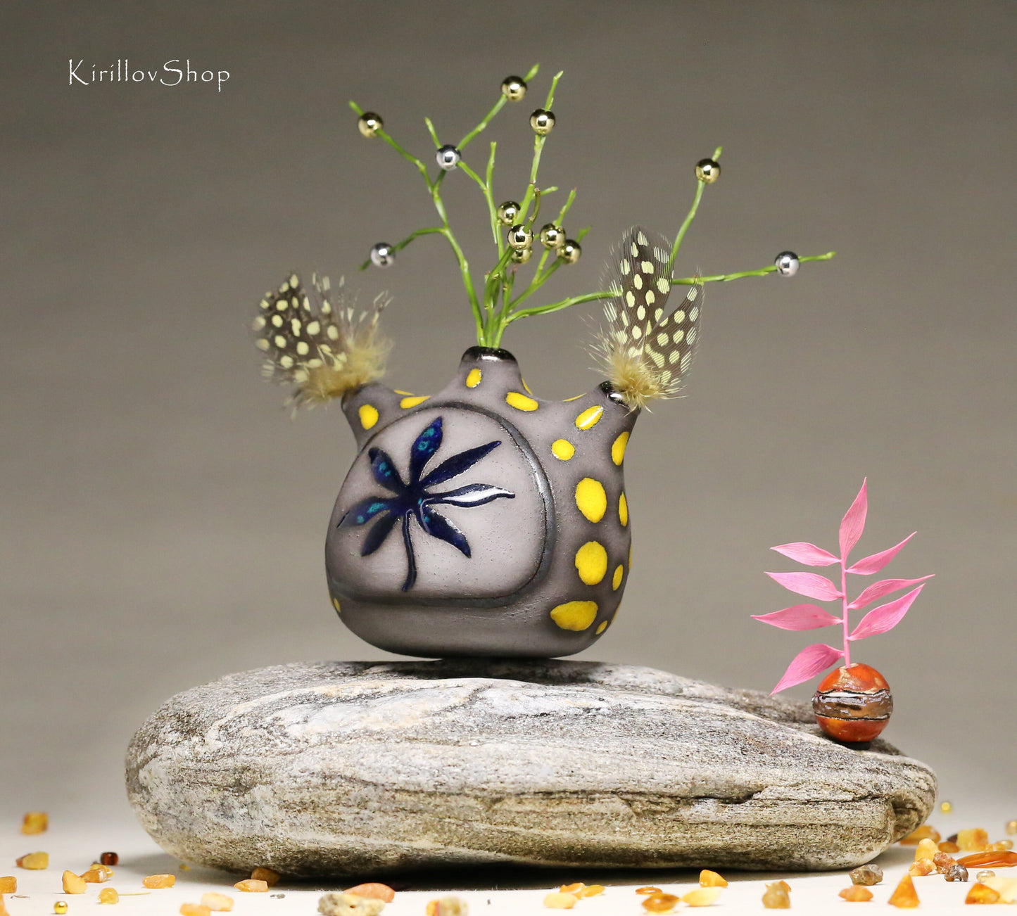 Handmade Small Ceramic Vase – Dry Flower Decor