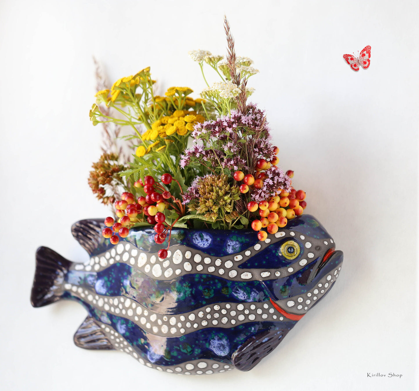 Ceramic wall vase for flowers, Fish wall Art decoration, Handmade wall mountable plant vase, Home decor, MADE TO ORDER
