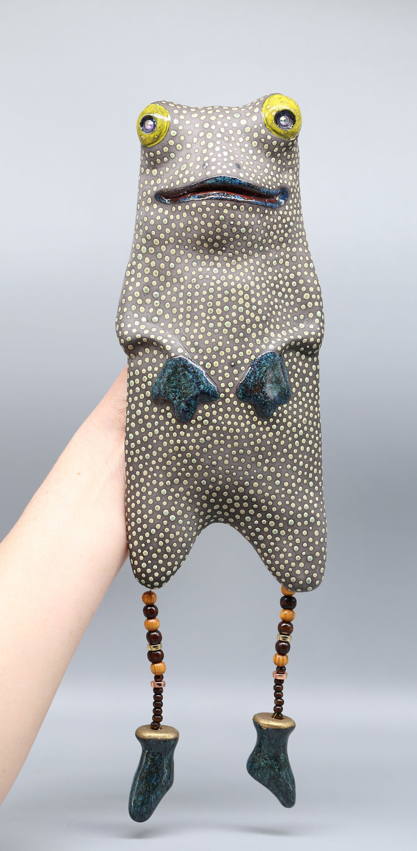Ceramic Frog Wall Hanging | Eco-style Decor | Original Gift for Nature Lovers | Handmade Hanging Decor| Frog Wall Art