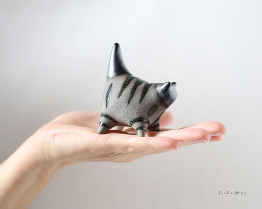 Handmade Ceramic Cat Figurine – Small Clay Cat Sculpture, Unique Collectible Gift for Cat Lovers