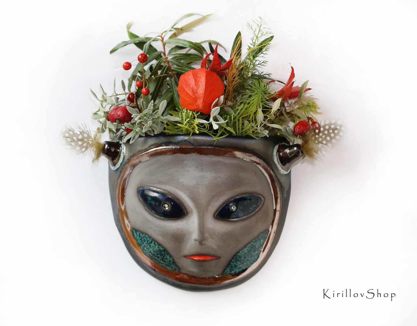 Wall vase for flower, Wall mountable plant vase, Face wall decor, Ceramic  Art, Ufo, Handmade home decoration, 3d wall Art