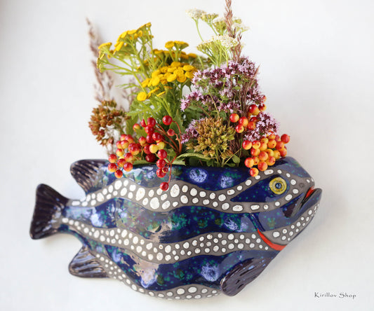 Ceramic wall vase for flowers, Fish wall Art decoration, Handmade wall mountable plant vase, Home decor, MADE TO ORDER