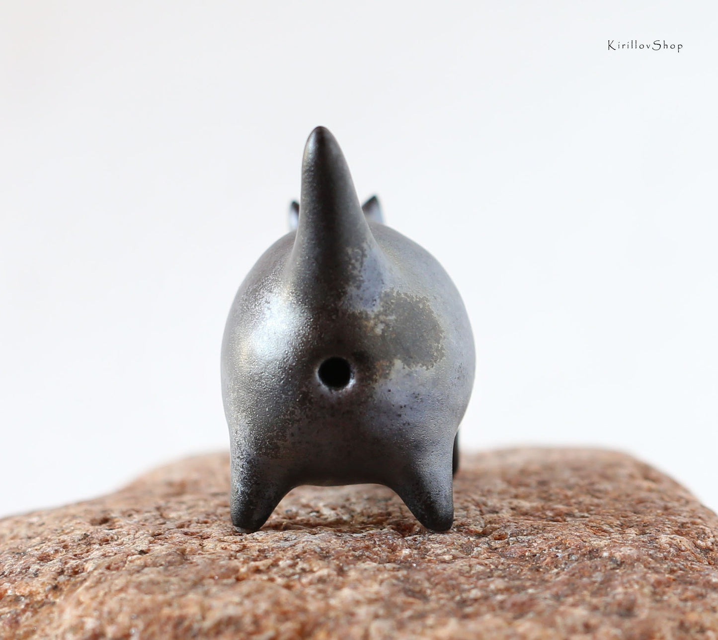 Handmade Ceramic Black Cat Sculpture: Miniature Table Decoration