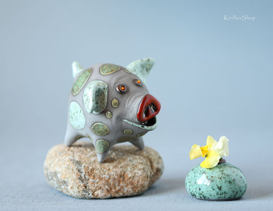 Little piggy sculpture, Handmade piggy miniature, Ceramic piggy figurine, Pig Lover Gift