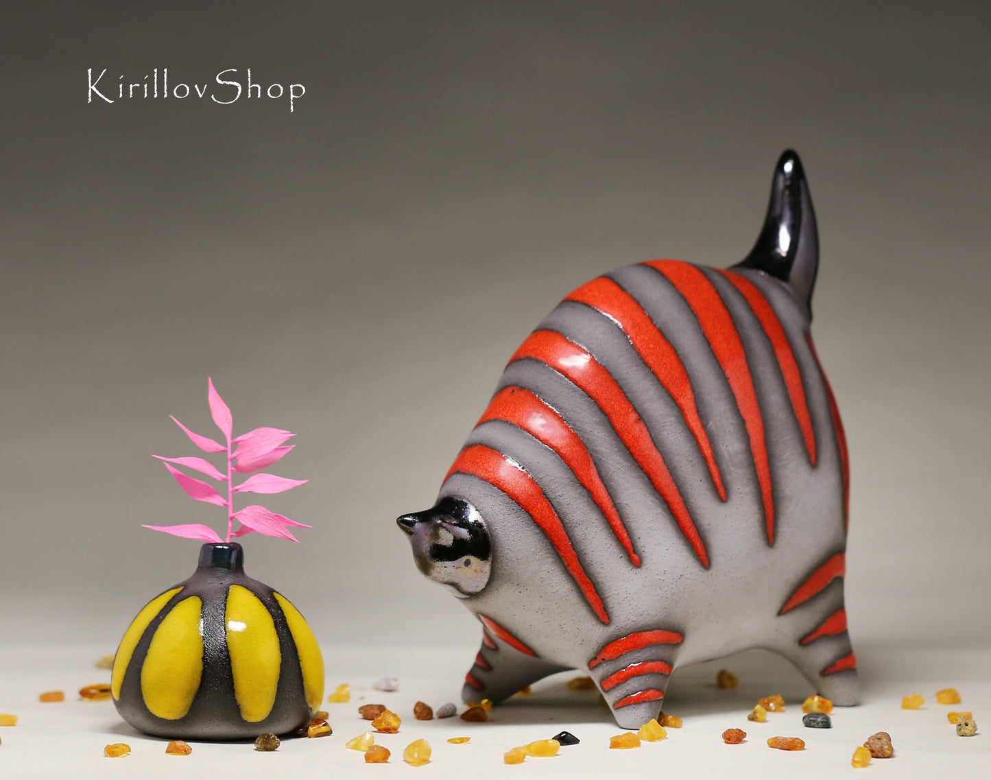 Ceramic cat sculpture, modern figurine for home decoration or as a gift for cat lovers, handmade ceramic, red cat, MADE TO ORDER