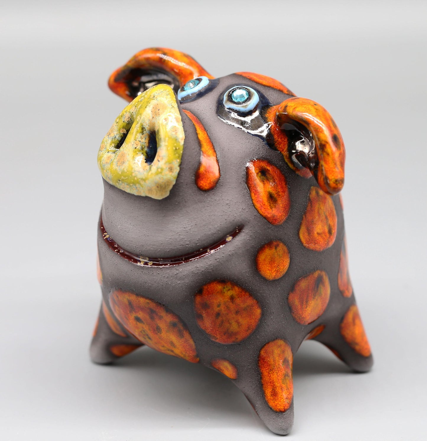 Handmade Ceramic Pig Figurine – Clay Sculpture – Pottery Animal Decor – Cute Piglet Gift – Rustic Farmhouse Decor – Artisan Ceramic Art