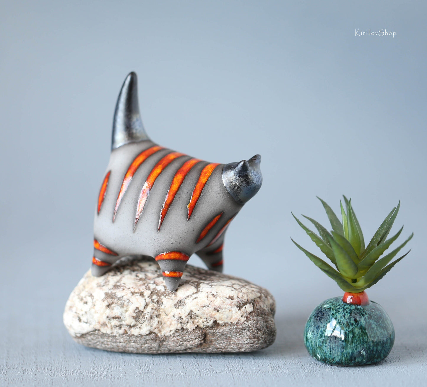 Black cat sculpture, ceramic figurine, cute kitty statuette, small striped cat table decor, gift for cat lover, ring holder