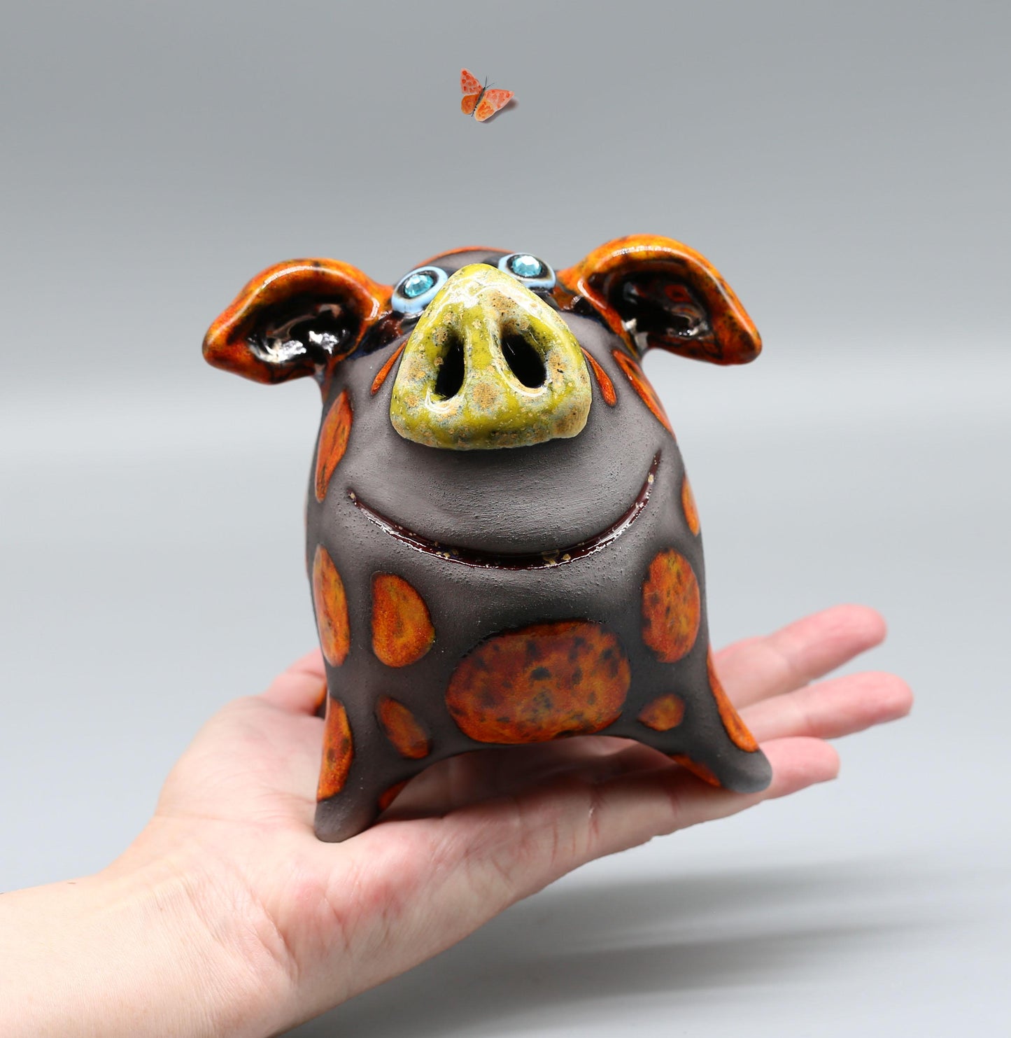 Handmade Ceramic Pig Figurine – Clay Sculpture – Pottery Animal Decor – Cute Piglet Gift – Rustic Farmhouse Decor – Artisan Ceramic Art