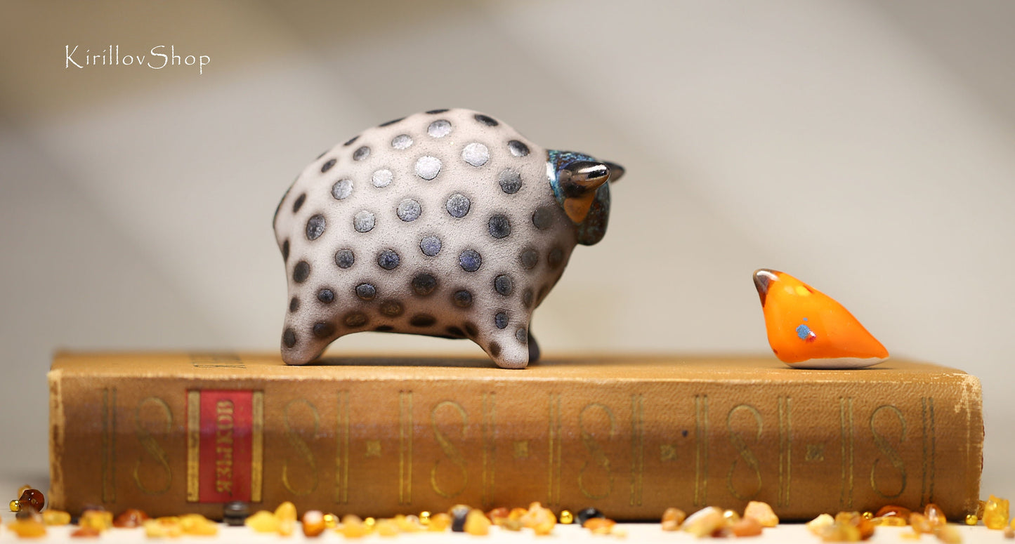 Bull figurine, small ceramic sculpture, miniature black bull, handmade , art figurine for table decoration or as a gift, Made to Order