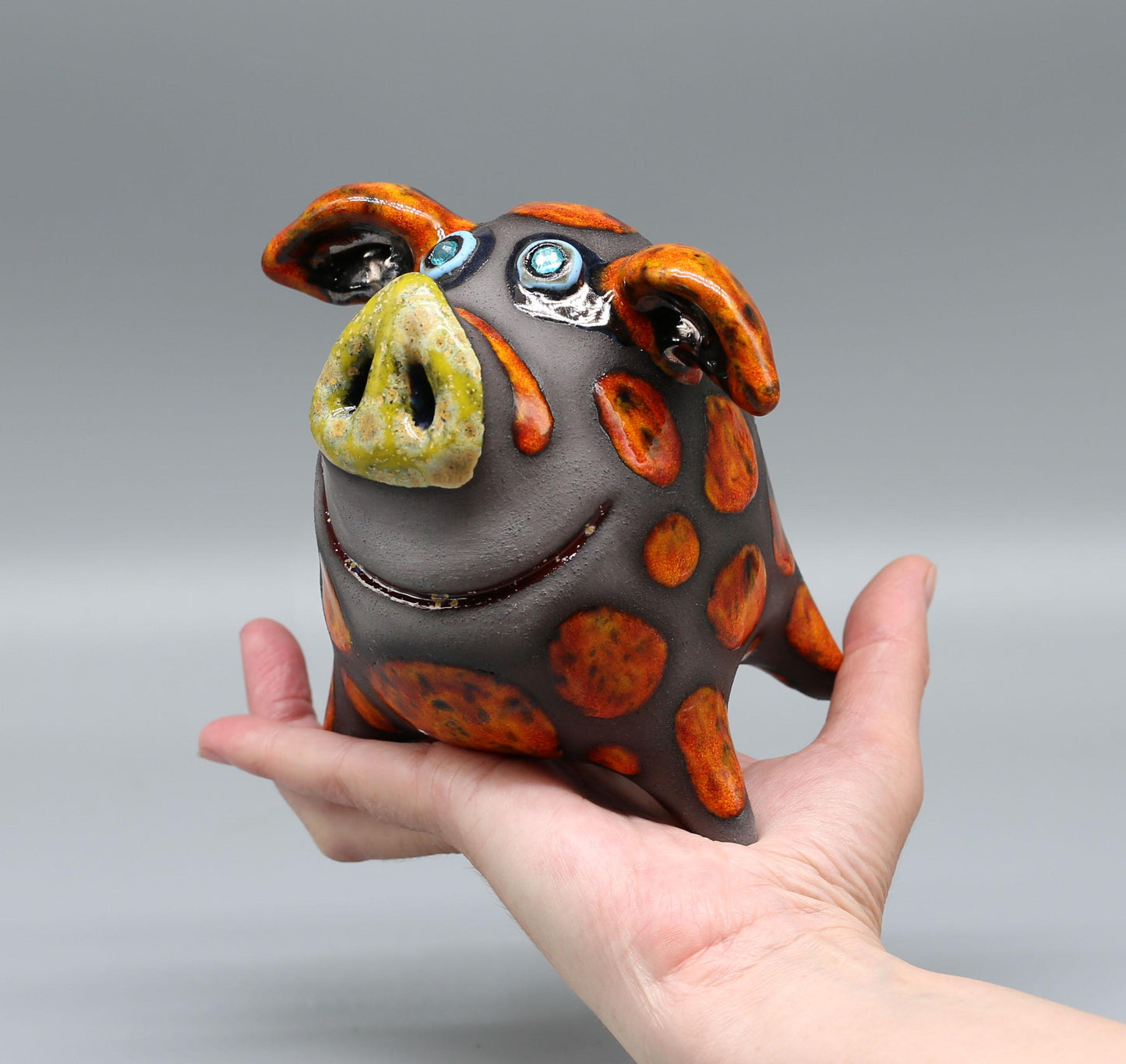 Handmade Ceramic Pig Figurine – Clay Sculpture – Pottery Animal Decor – Cute Piglet Gift – Rustic Farmhouse Decor – Artisan Ceramic Art