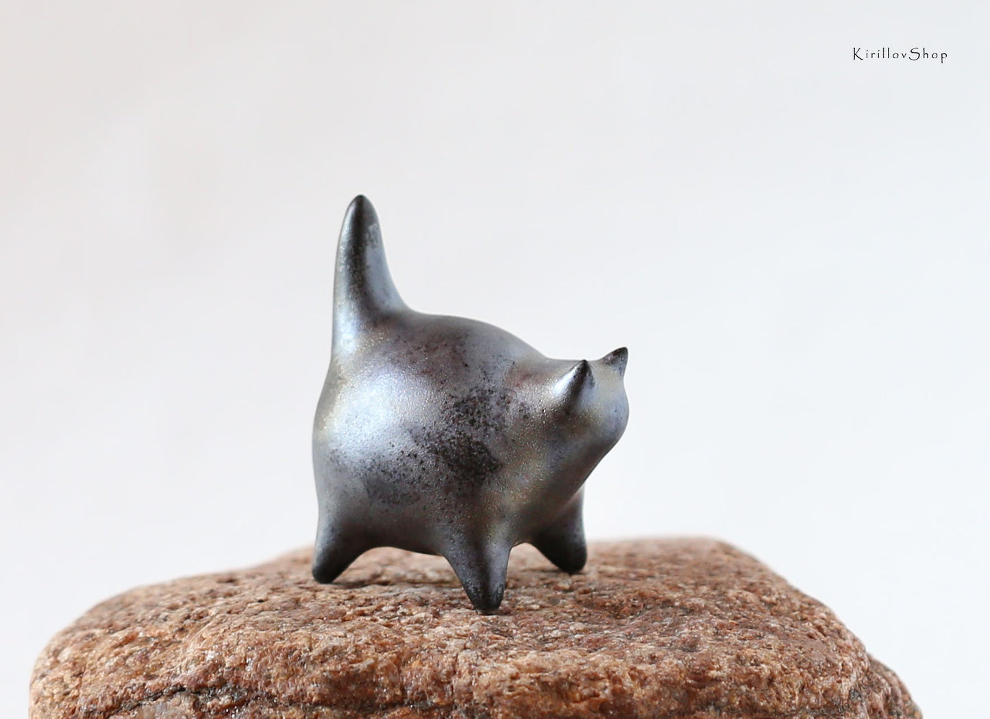 Handmade Ceramic Black Cat Sculpture: Miniature Table Decoration